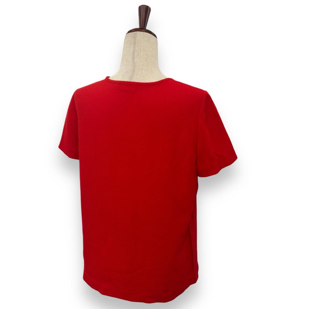 Tory Burch Red Crepe Keyhole Blouse Size 6 Short Sleeve Textured Office Work Top - Picture 9 of 12